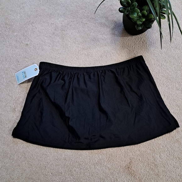 New! Christina Swim Skirt Women's 12 Black Bathing Suit Bottoms - Picture 11 of 11